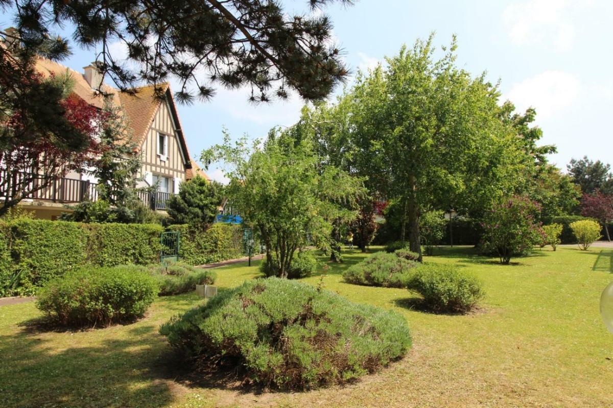 Cadre Exceptionnel: Duplex Classe 4**** Tennis, Piscine, Parking, Linge Inclus, Wifi, Materiel Bebe, Proximite Centre Deauville Buitenkant foto